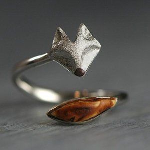 wood wrap fox ring. Adjustable silver ring with fox face and wooden tail.